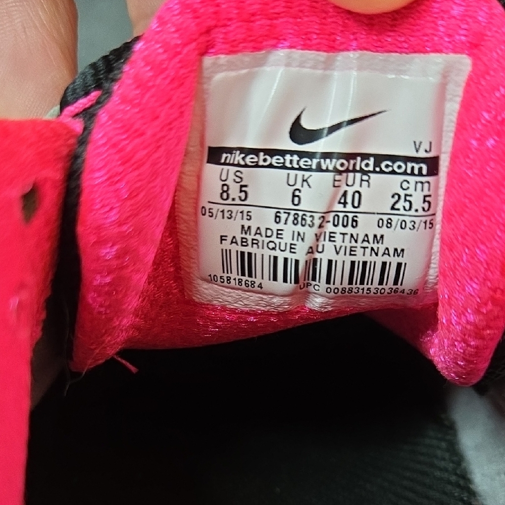 Nike Shox Women's Athletic Shoes in Gray and Pink - Picture 11 of 12